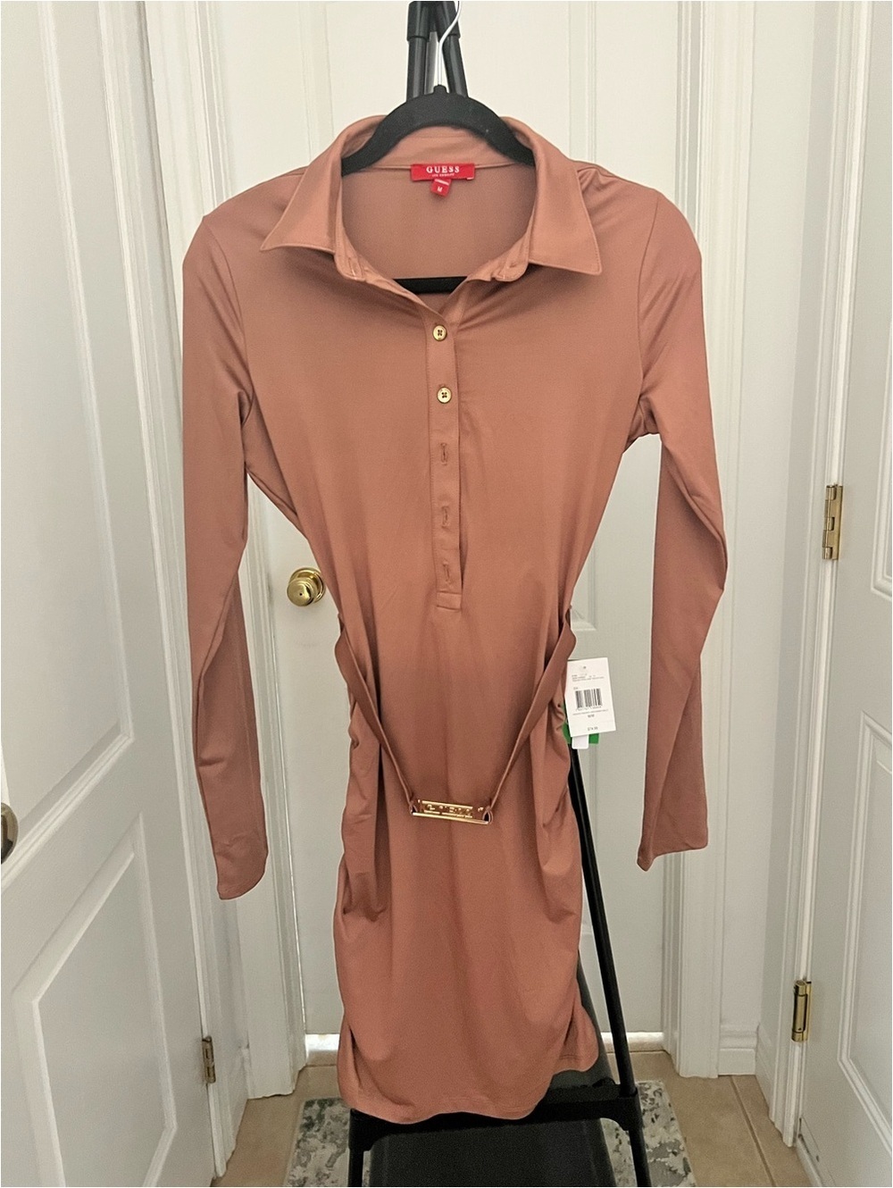 Guess Dusty Rose Long Sleeve Ruched Midi Dress Women’s - Picture 2 of 10